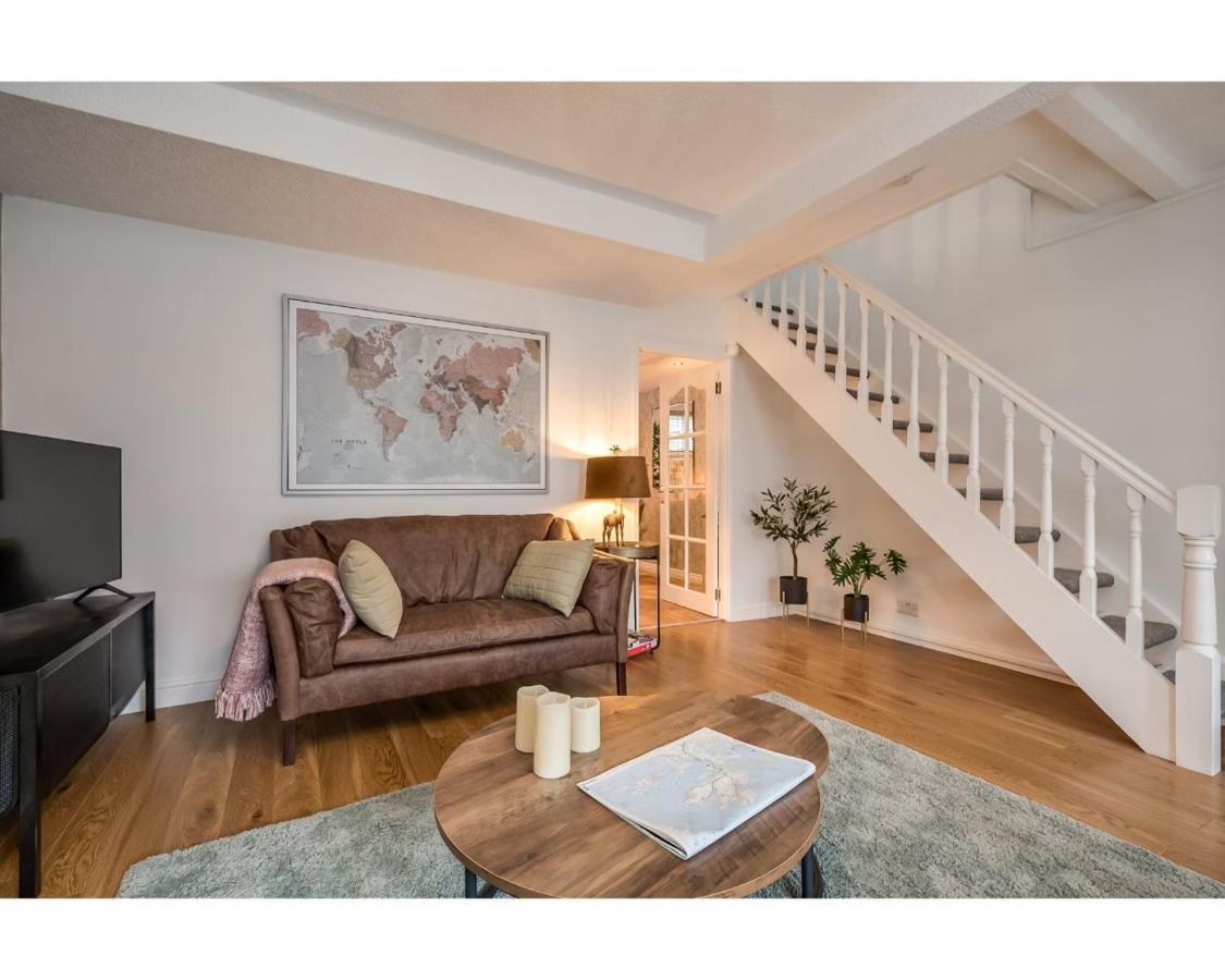 Central Belfast Apartments Belfast Work-Rest-Play R&R Esterno foto
